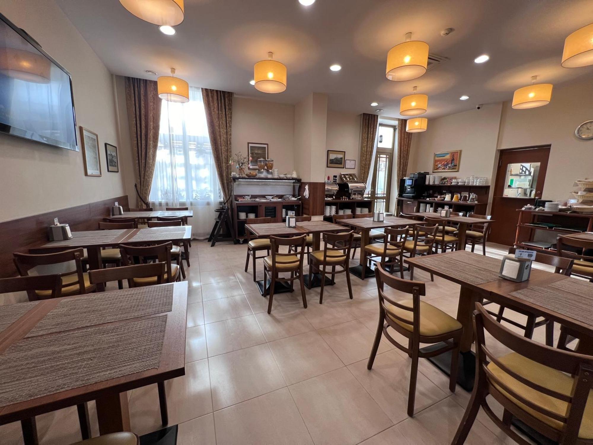 Hotel Memel 3*