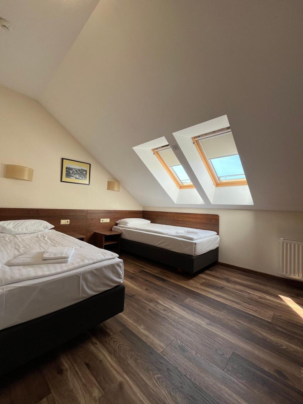 Hotel Memel 3*